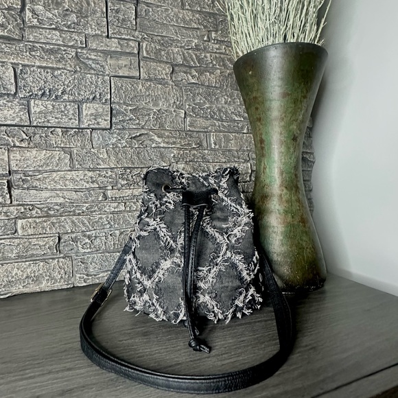 Black Denim Frayed Bucket Bag - Picture 1 of 5